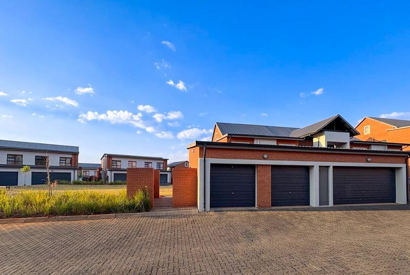 2 Bedroom Property for Sale in Golden Fields Estate Gauteng