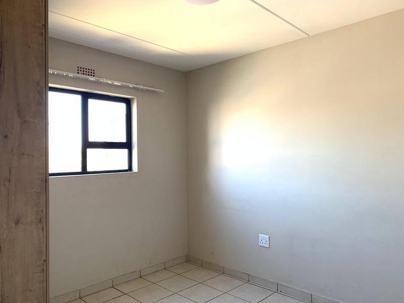To Let 2 Bedroom Property for Rent in Kenleaf Gauteng