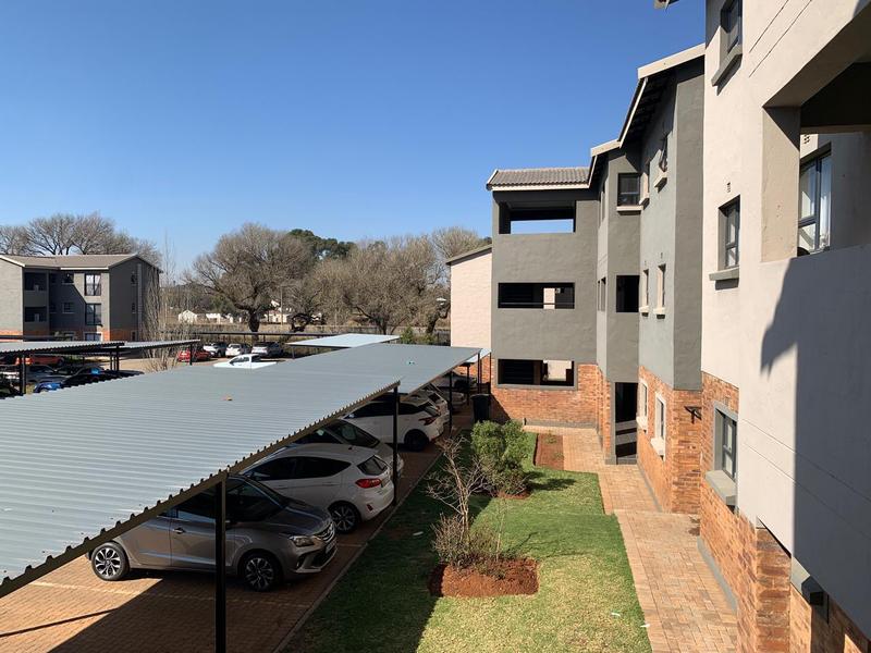 2 Bedroom Property for Sale in Kenleaf Gauteng