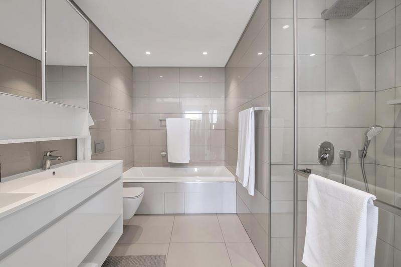 1 Bedroom Property for Sale in Rosebank Gauteng