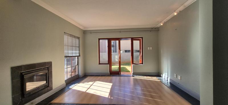 To Let 4 Bedroom Property for Rent in Highveld Gauteng