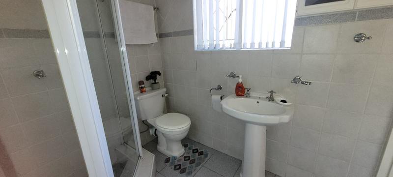 3 Bedroom Property for Sale in Brackenhurst Gauteng