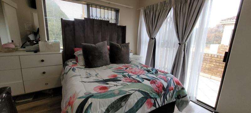 3 Bedroom Property for Sale in Florentia Gauteng