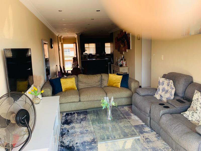 To Let 3 Bedroom Property for Rent in Die Hoewes Gauteng
