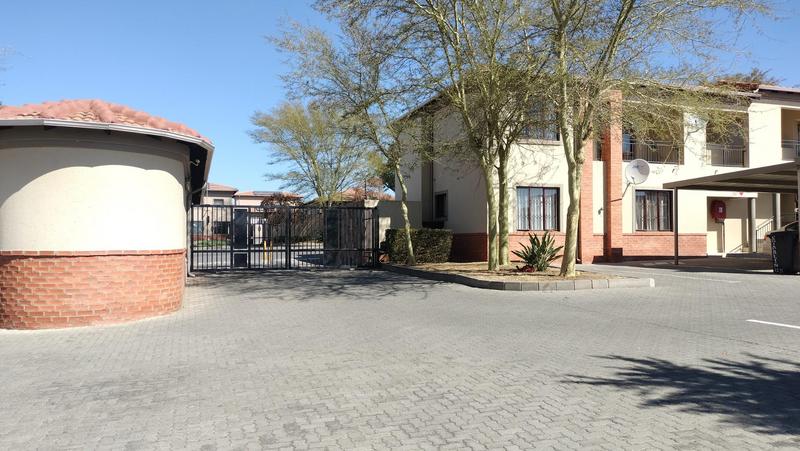 2 Bedroom Property for Sale in Noordwyk Gauteng