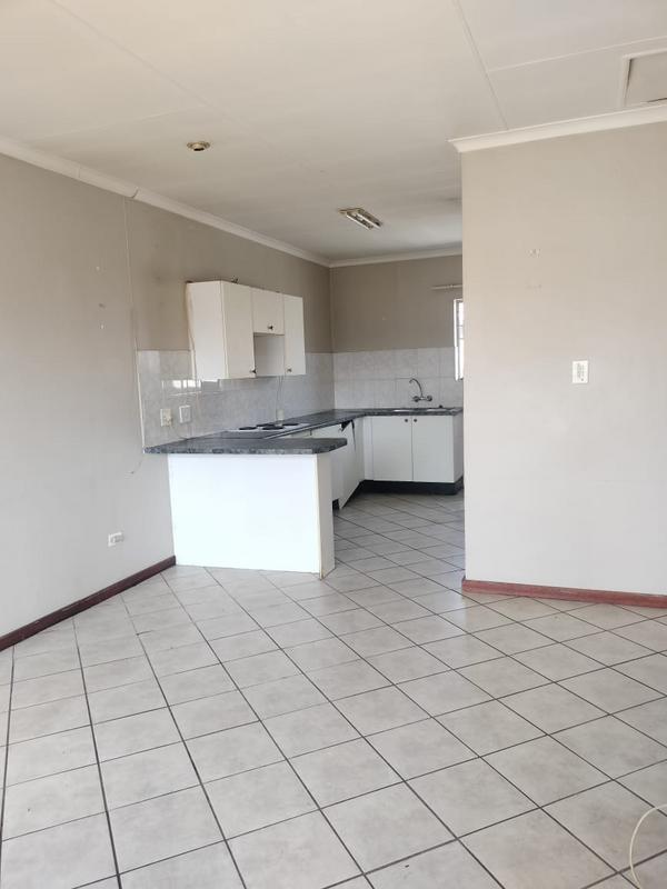 2 Bedroom Property for Sale in Rooihuiskraal North Gauteng