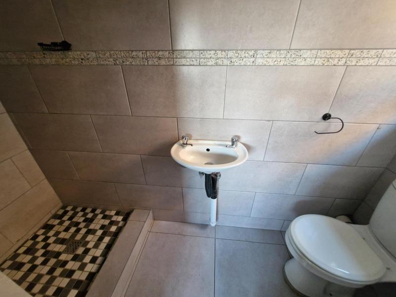 To Let 1 Bedroom Property for Rent in Tembisa Gauteng