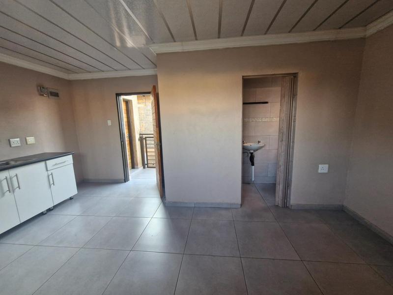To Let 1 Bedroom Property for Rent in Tembisa Gauteng