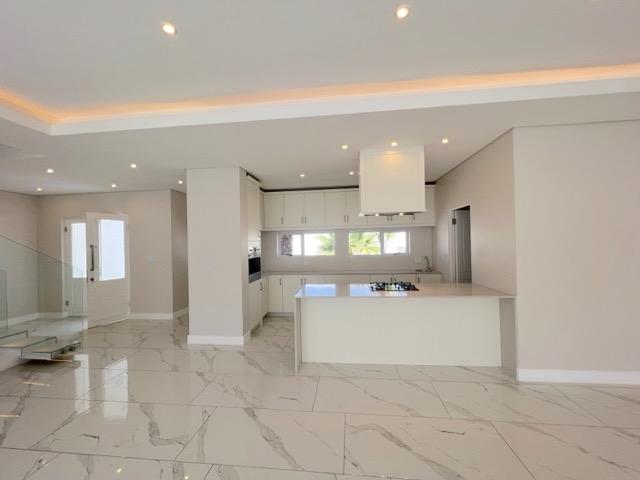 To Let 4 Bedroom Property for Rent in Morningside Gauteng