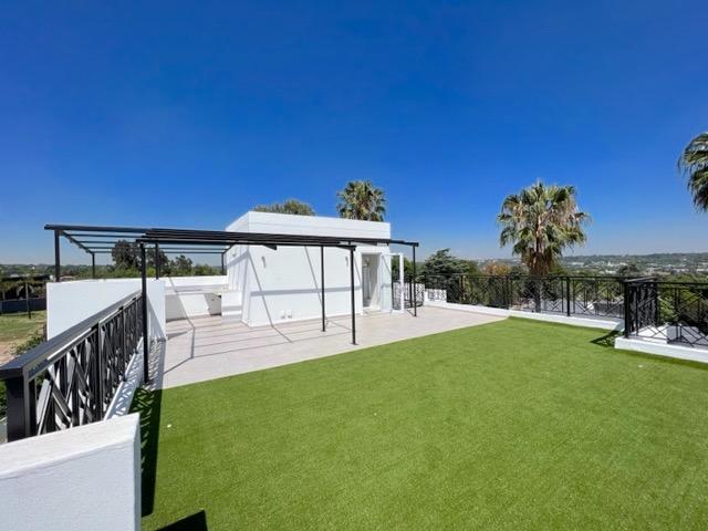To Let 4 Bedroom Property for Rent in Morningside Gauteng