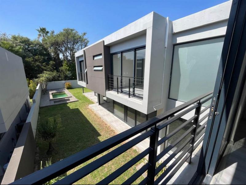 To Let 4 Bedroom Property for Rent in Rivonia Gauteng