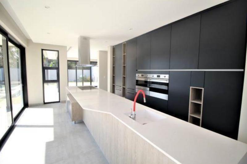 To Let 4 Bedroom Property for Rent in Rivonia Gauteng