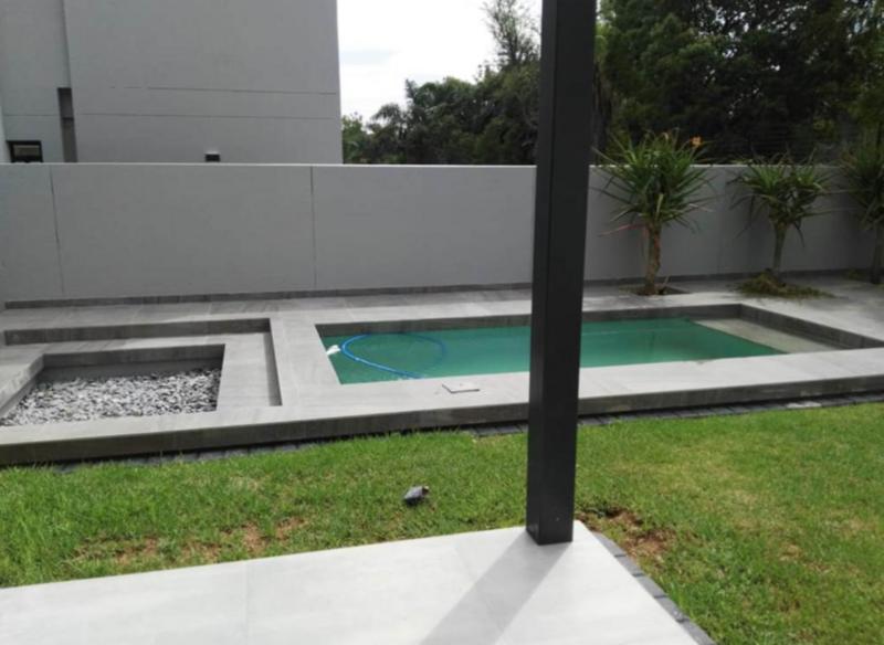 To Let 4 Bedroom Property for Rent in Rivonia Gauteng