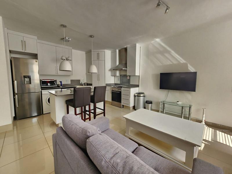 To Let 2 Bedroom Property for Rent in Sandhurst Gauteng