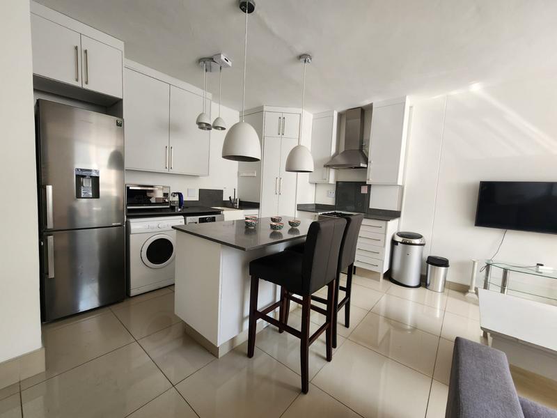 To Let 2 Bedroom Property for Rent in Sandhurst Gauteng