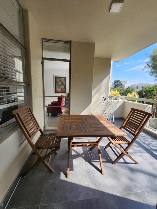 To Let 2 Bedroom Property for Rent in Sandhurst Gauteng