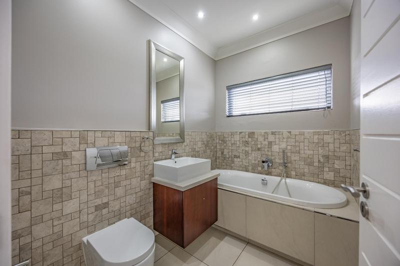 4 Bedroom Property for Sale in Waterkloof A H Gauteng