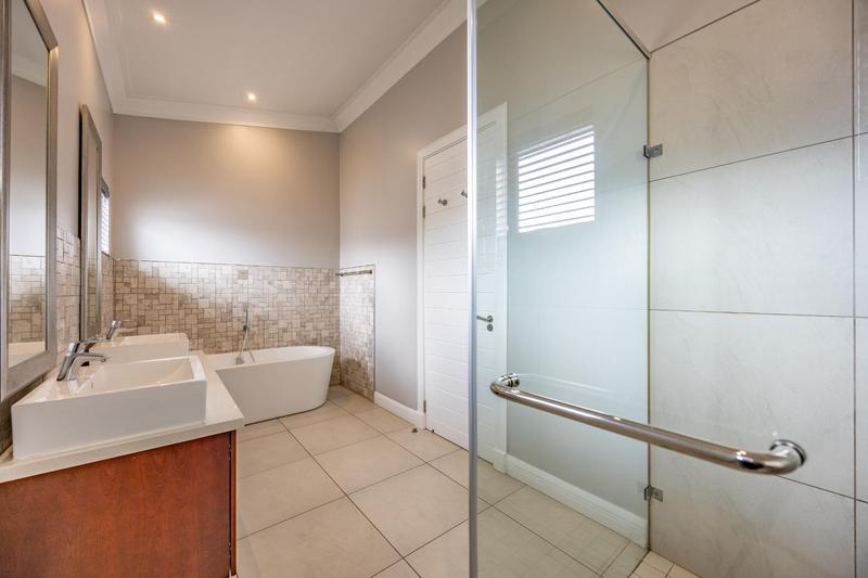 4 Bedroom Property for Sale in Waterkloof A H Gauteng