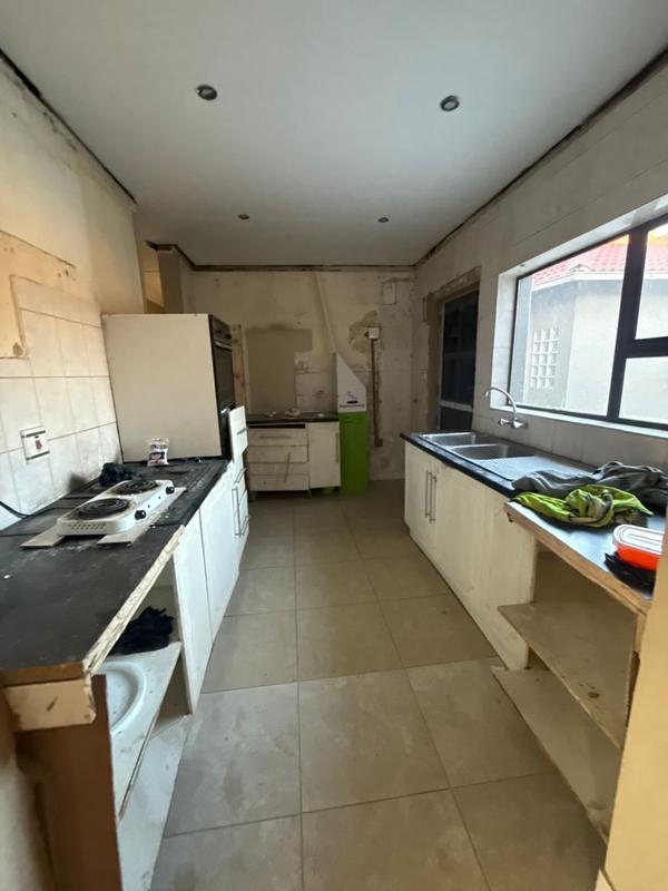 3 Bedroom Property for Sale in Birch Acres Gauteng