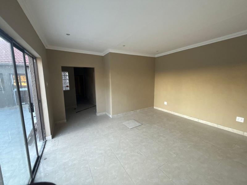 3 Bedroom Property for Sale in Birch Acres Gauteng