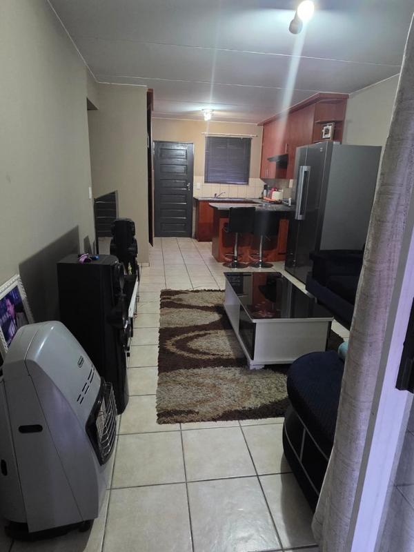 2 Bedroom Property for Sale in Birchleigh Gauteng