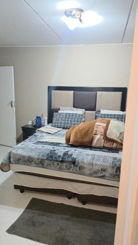 2 Bedroom Property for Sale in Birchleigh Gauteng