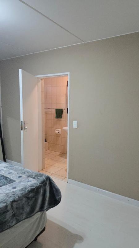 2 Bedroom Property for Sale in Birchleigh Gauteng