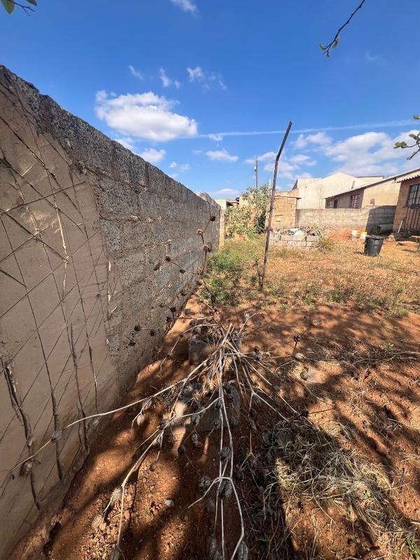 2 Bedroom Property for Sale in Tembisa Central Gauteng