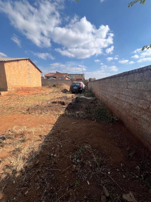 2 Bedroom Property for Sale in Tembisa Central Gauteng