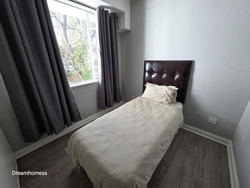 To Let 5 Bedroom Property for Rent in Sandton Central Gauteng