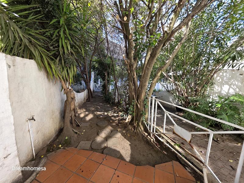 To Let 5 Bedroom Property for Rent in Sandton Central Gauteng
