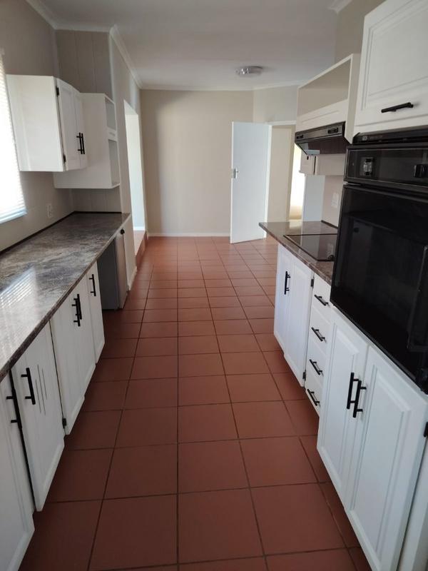 3 Bedroom Property for Sale in Theresa Park Gauteng