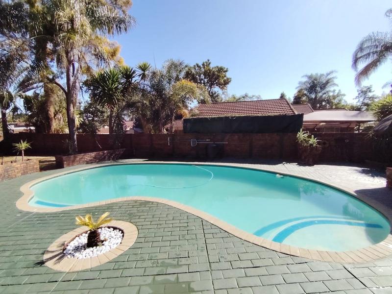 3 Bedroom Property for Sale in Theresa Park Gauteng