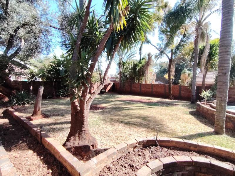 3 Bedroom Property for Sale in Theresa Park Gauteng