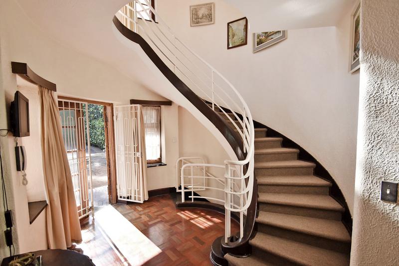 4 Bedroom Property for Sale in Parktown Gauteng