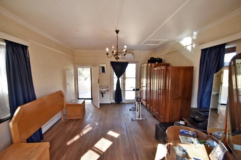 4 Bedroom Property for Sale in Parktown Gauteng