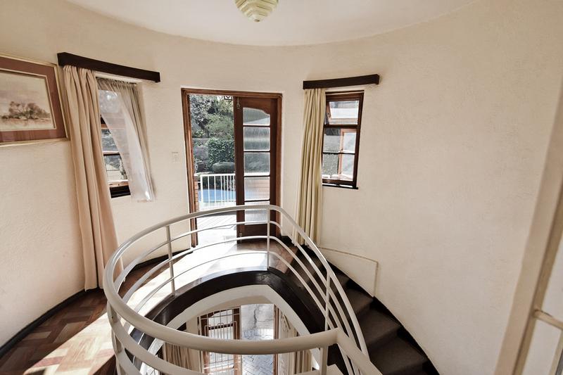 4 Bedroom Property for Sale in Parktown Gauteng