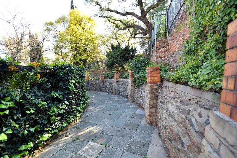 4 Bedroom Property for Sale in Parktown Gauteng
