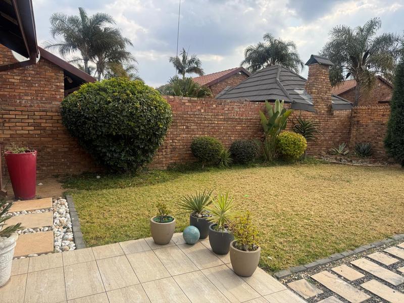 To Let 3 Bedroom Property for Rent in Moreleta Park Gauteng