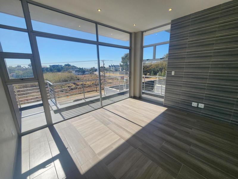 To Let 5 Bedroom Property for Rent in Waterkloof Heights Gauteng
