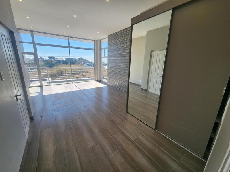 To Let 5 Bedroom Property for Rent in Waterkloof Heights Gauteng