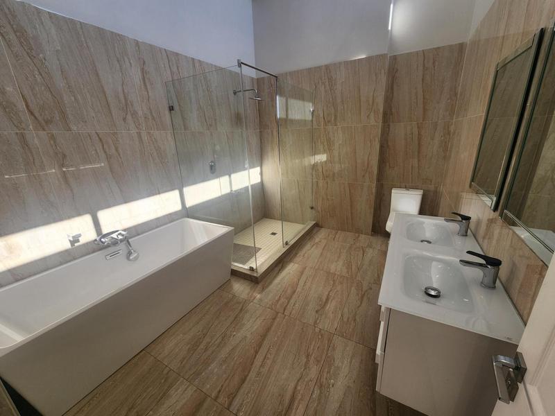 To Let 5 Bedroom Property for Rent in Waterkloof Heights Gauteng