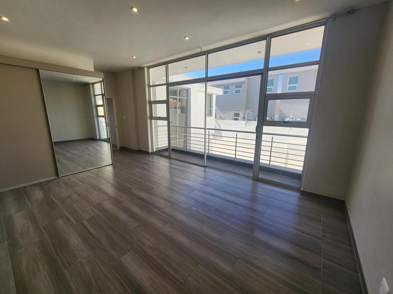 To Let 5 Bedroom Property for Rent in Waterkloof Heights Gauteng