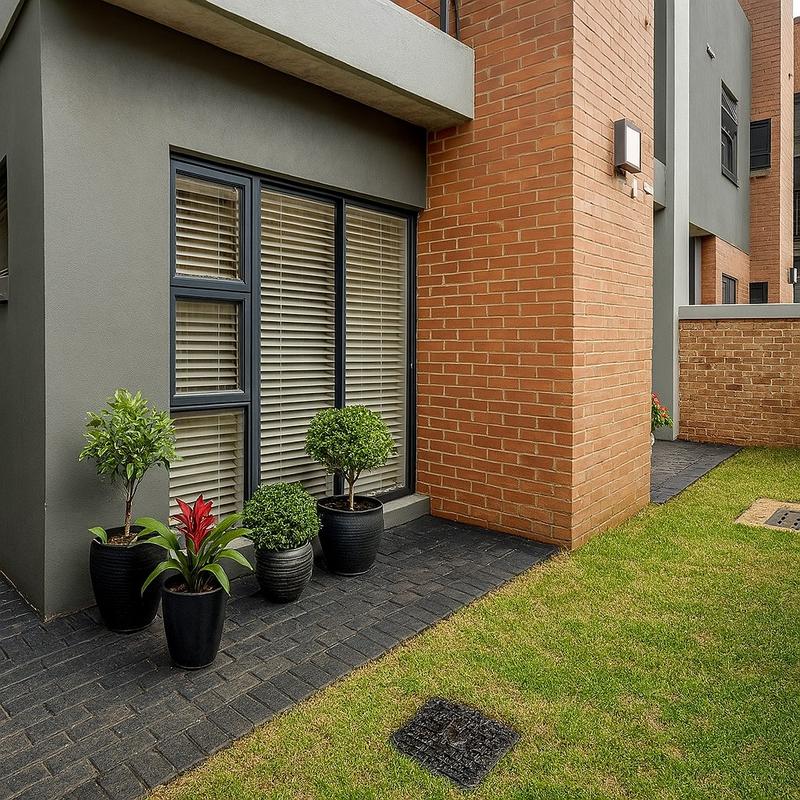 To Let 2 Bedroom Property for Rent in Waterkloof Park Gauteng