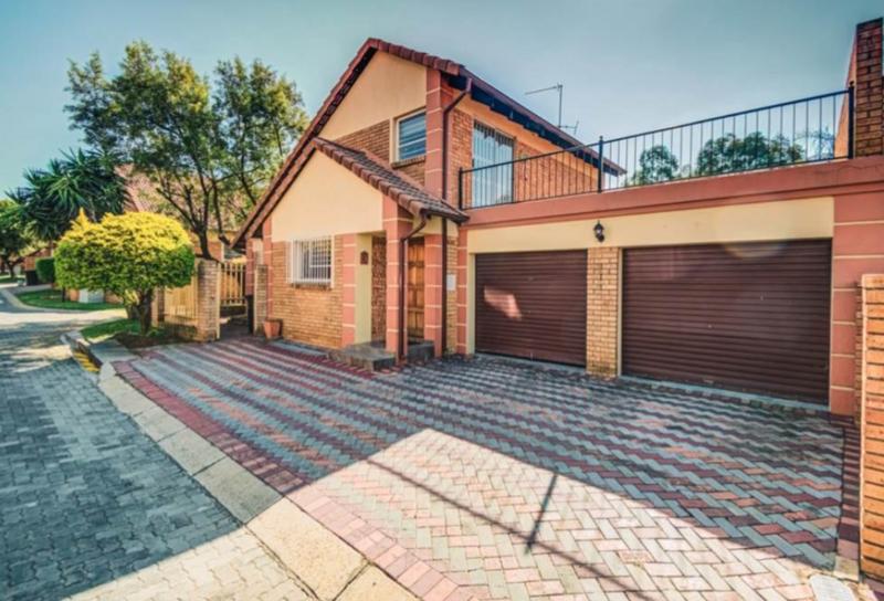 4 Bedroom Property for Sale in Eden Glen Gauteng