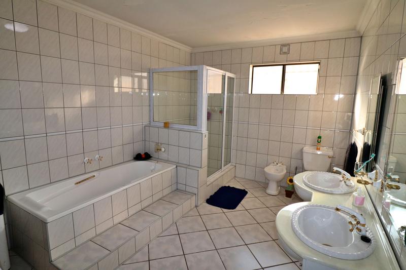 4 Bedroom Property for Sale in Primrose Gauteng