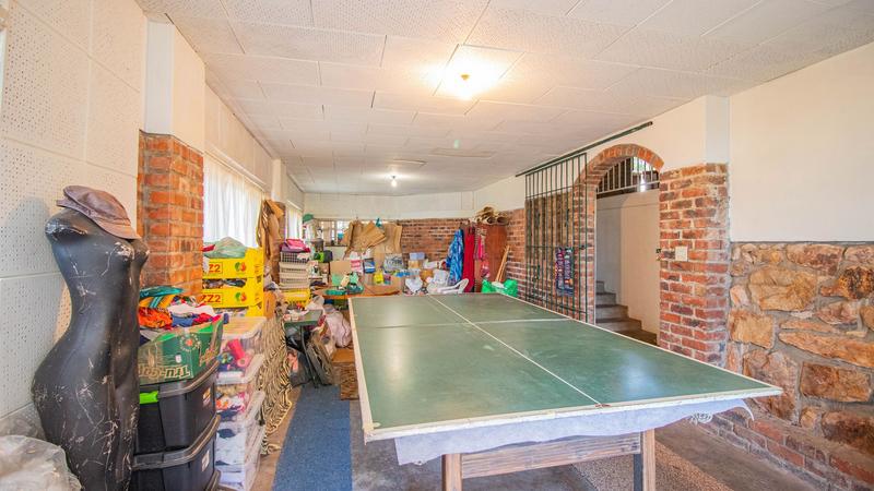 6 Bedroom Property for Sale in Kensington Gauteng