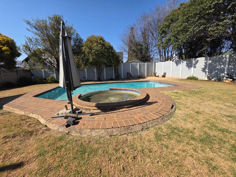 3 Bedroom Property for Sale in Parkrand Gauteng