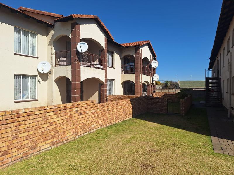 2 Bedroom Property for Sale in Dalpark Ext 1 Gauteng