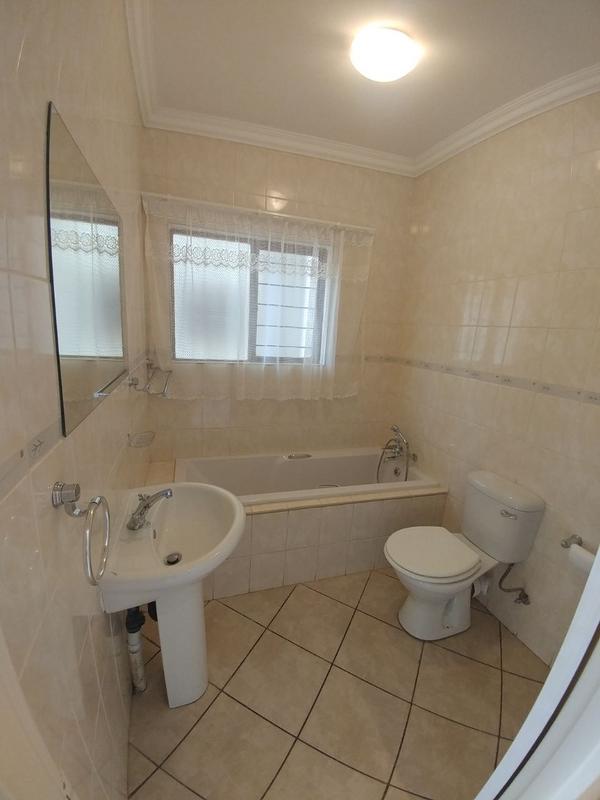2 Bedroom Property for Sale in Kenleaf Gauteng
